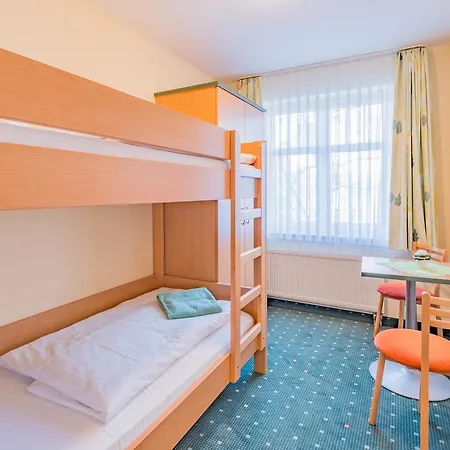 Am Weststrand Apartmenthaus Bellamare Aparthotel Kuehlungsborn