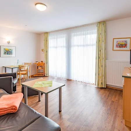 Am Weststrand Apartmenthaus Bellamare 4* Kuehlungsborn