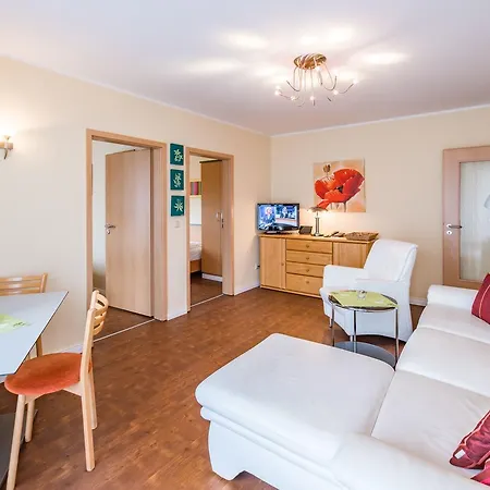 Am Weststrand Apartmenthaus Bellamare Aparthotel *