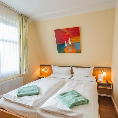 Am Weststrand Apartmenthaus Bellamare 4*