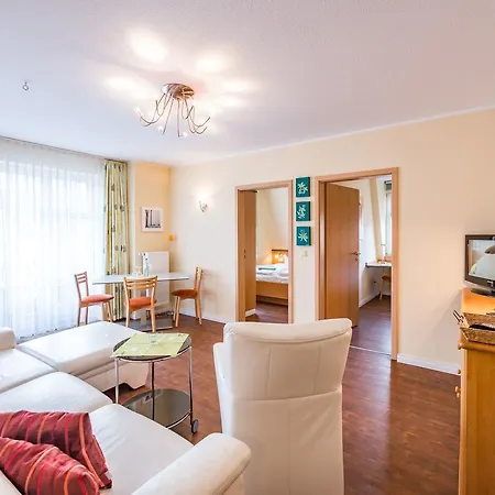 Am Weststrand Apartmenthaus Bellamare Apart Otel Kühlungsborn