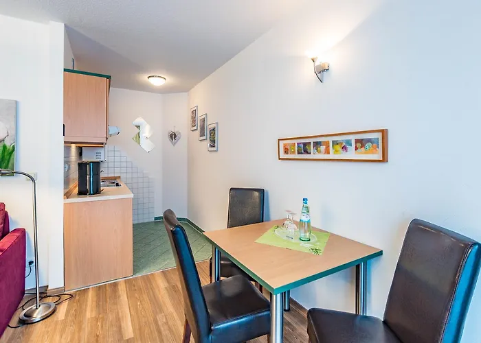 Am Weststrand Apartmenthaus Bellamare 4*